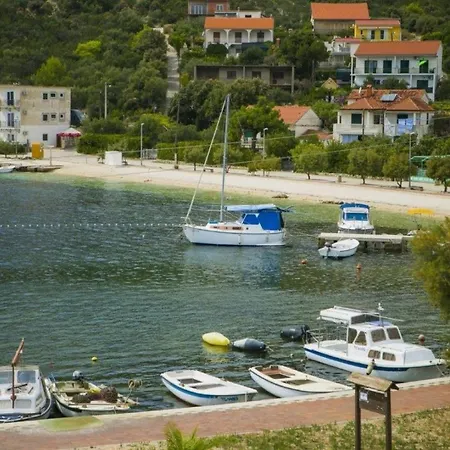 아파트 Arc - 5 M From Beach Poljica (Trogir)