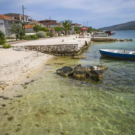 아파트 Arc - 5 M From Beach Poljica (Trogir)